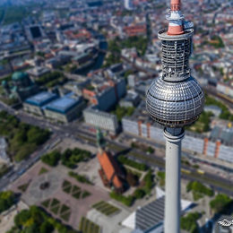 berliner-fernsehturm-d1f360ad-1d1e-4fa0-be03-aac4e2b43792 (1).jpg
