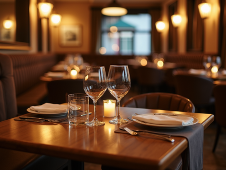 Diseño de Interiores Elegante para Restaurantes y Tiendas