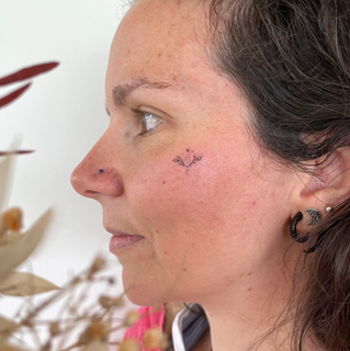 tatouage flash handpoke vaud marie baldi rituel artiste tattoo spirituel guérison âme corps