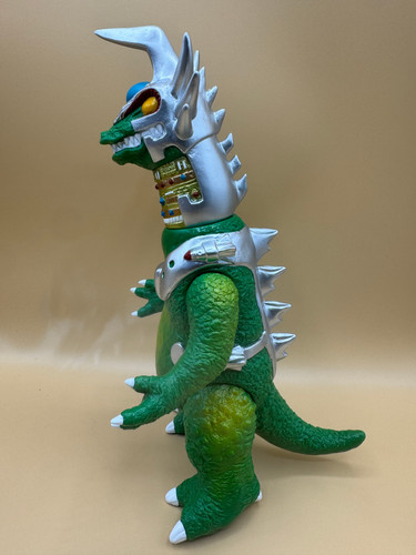 Machine Saurer (Enka Vinyl, 2025) | Toku Toy Town