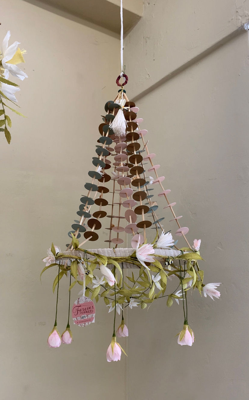 Karen Robey - 6 Roses Chandelier