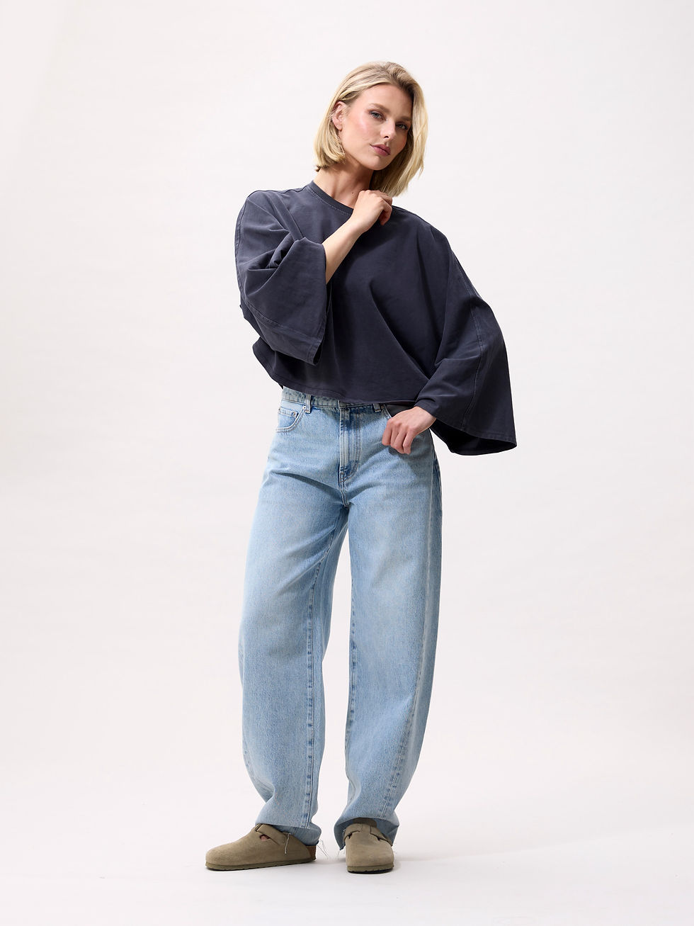 Thumbnail: Cape long sleeve - Catwalk Junkie 