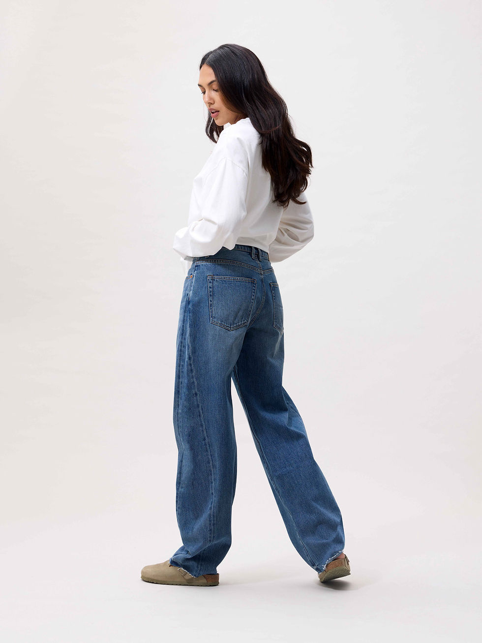 Thumbnail: Super barrel fit jeans - Catwalk Junkie 
