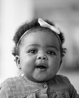 AdobeStock_127134083 baby girl Blk&wht.j