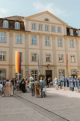 standesamt-hochzeit-wuerzburg-fotografie (95).jpg