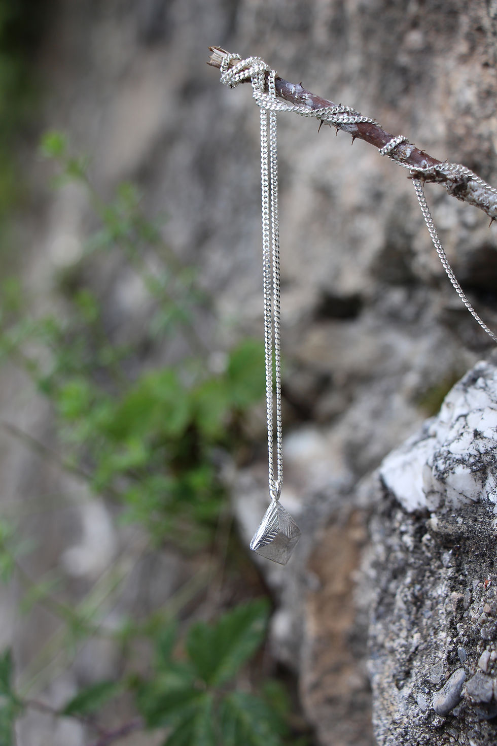 Thumbnail: the Adamas necklace