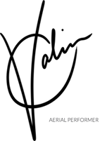 Valerie Cheng Logo