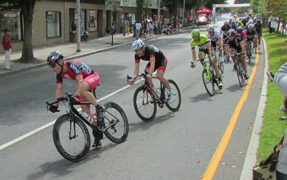 Danbury Criterium Aetna Hildebrand leading.jpeg