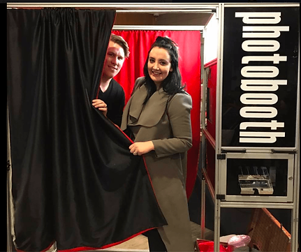 Werribee based photobooth attendants