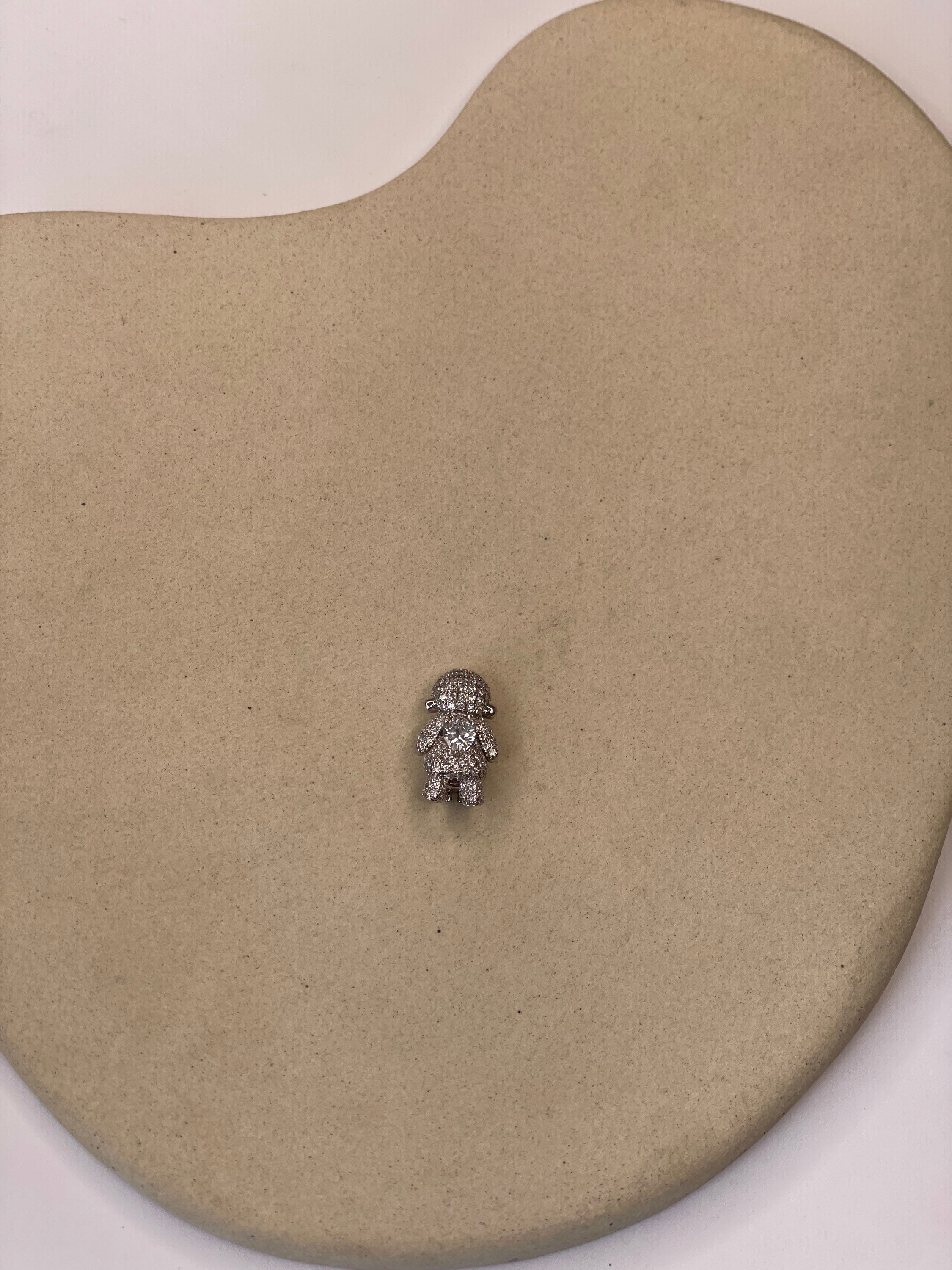 Pingente Menina Cravejado