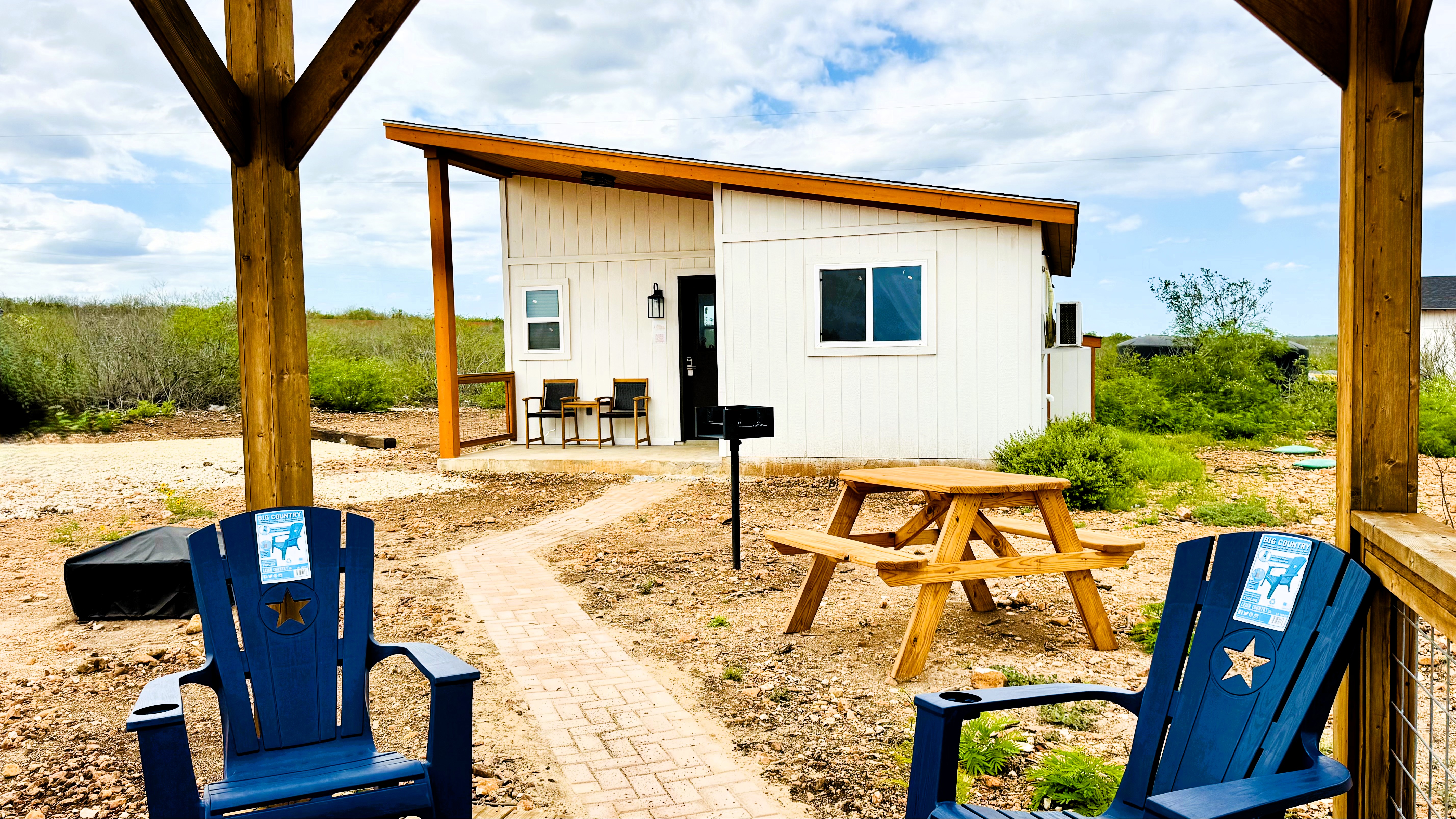 Sedona Cabin rental at 22 Eleven Resort, Devine TX