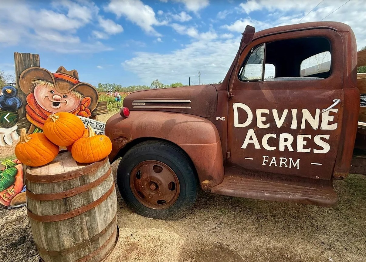 Devine Acres
