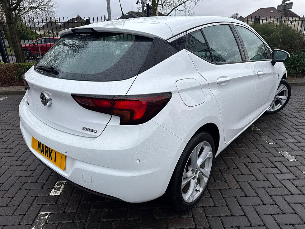Thumbnail: 2017 (17) VAUXHALL ASTRA DESIGN 1.4T 72200 MILES WITH FULL SERVICE HISTORY, 2 KE