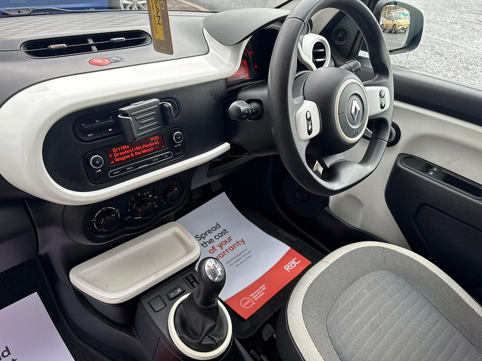 Thumbnail: 2016 RENAULT TWINGO 1.0 SCE PLAY 5DR, ONLY 38500 MILES FROM NEW WITH FULL SERVIC