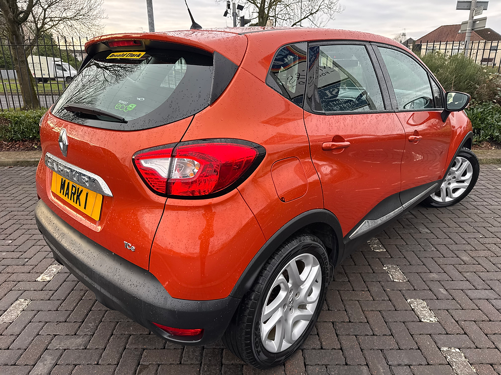 Thumbnail: 2015 (64) RENAULT CAPTUR 0.9 TCE DYNAMIQUE NAV, ONLY 87440 MILES WITH SERVICE HI