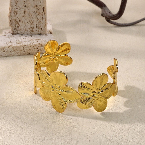 Stainless Steel Wide Gold Flower Cuff Bangle for Women | JpX.tem