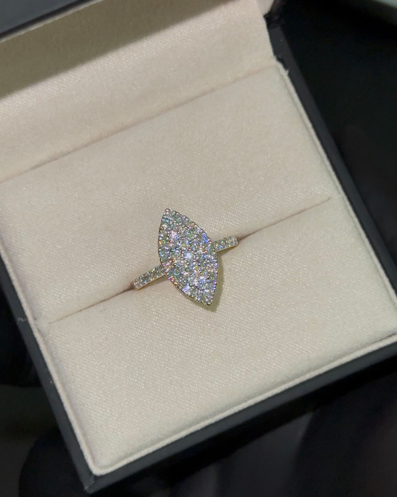 14KT Yellow Gold Diamond Cluster Marquise Shape Engagement Ring 0.90cttw VVS1