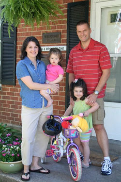 Jenny, Livie, Alexa and Author (2007), McGuire AFB NJ