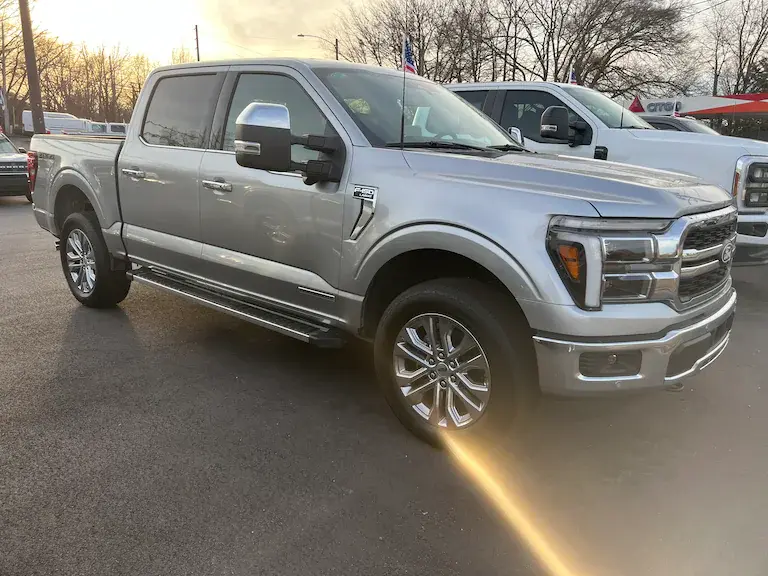 F-150 Lariat TRUCK