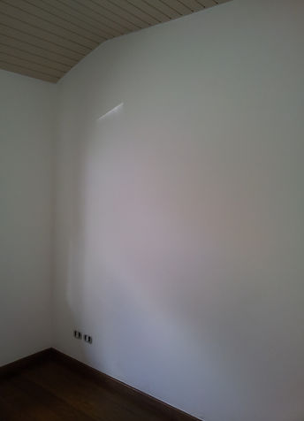 aplicar adesivo de parede