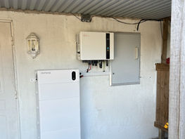 Batterilagring i Uddevalla: Trygga din elförsörjning med DT Energi och Dyness Tower Pro