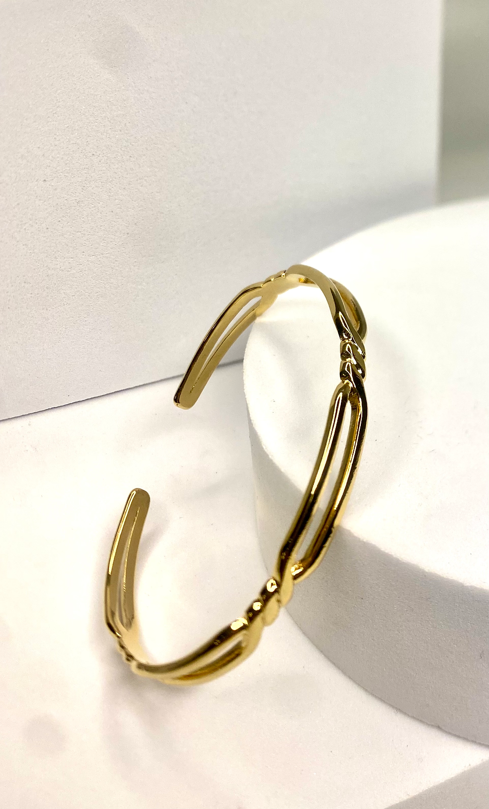 Thumbnail: Gold plated bracelet 
