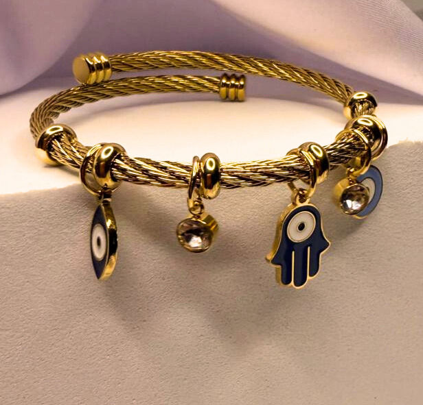 Thumbnail: Evil eye bracelet 