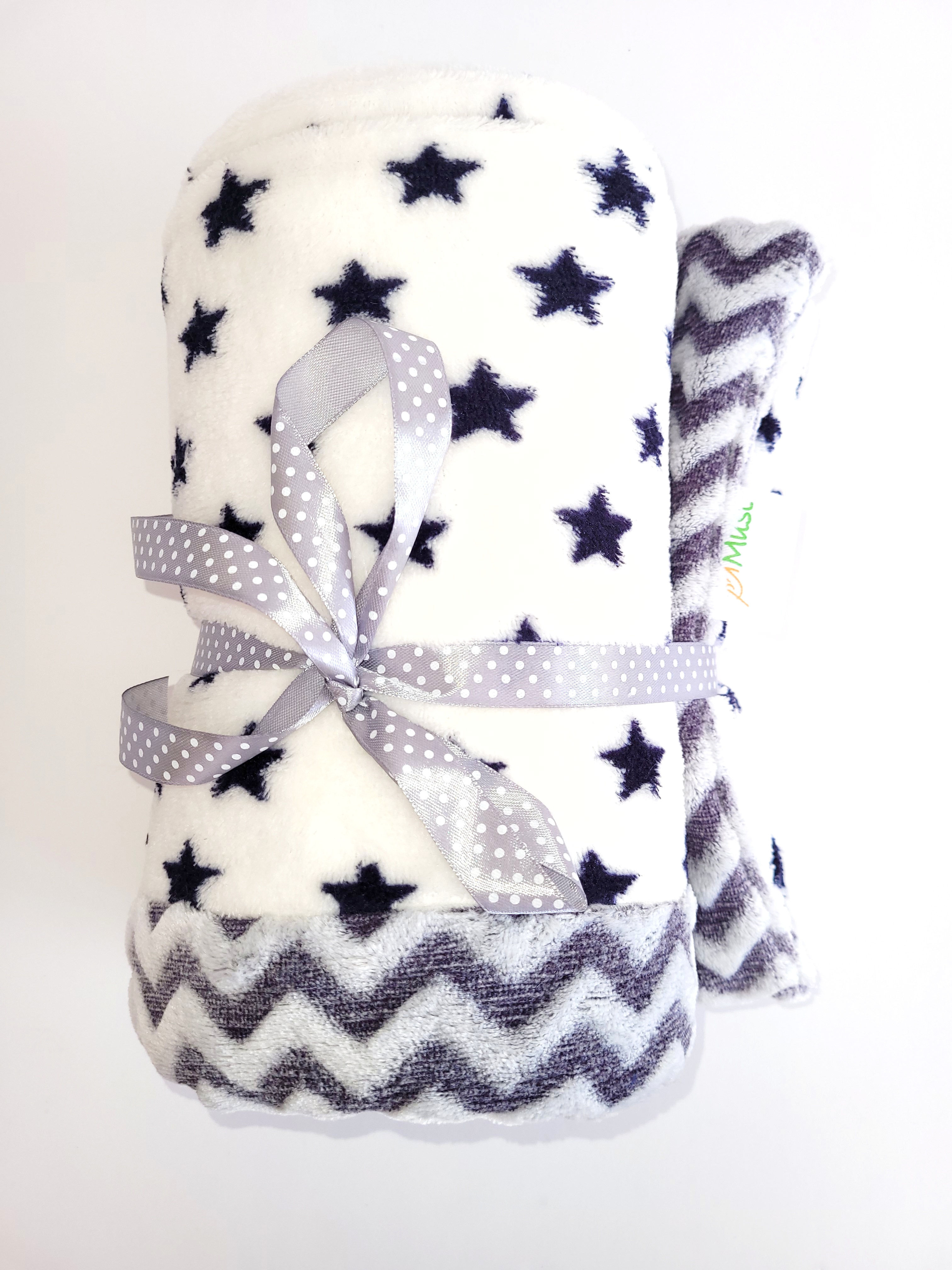 שמיכת חורף לתינוק כוכבים וזיגזג - אפור לבן