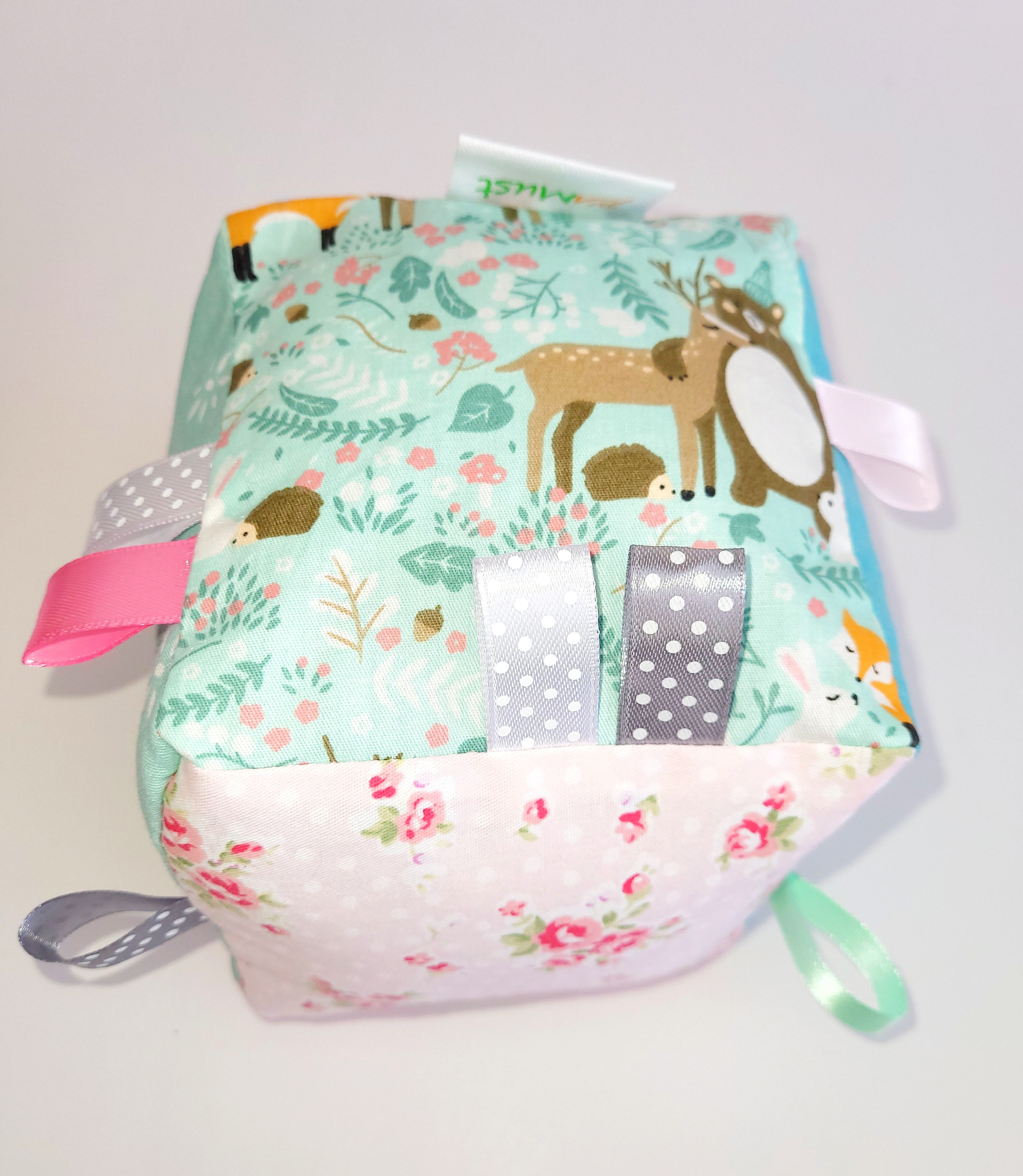 קוביה מרשרשת - דובים ושועלים