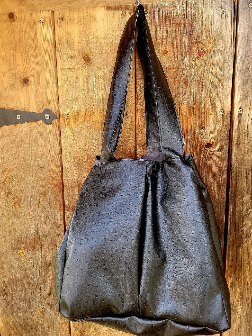 תיק סנדרה - שחור מרוקע