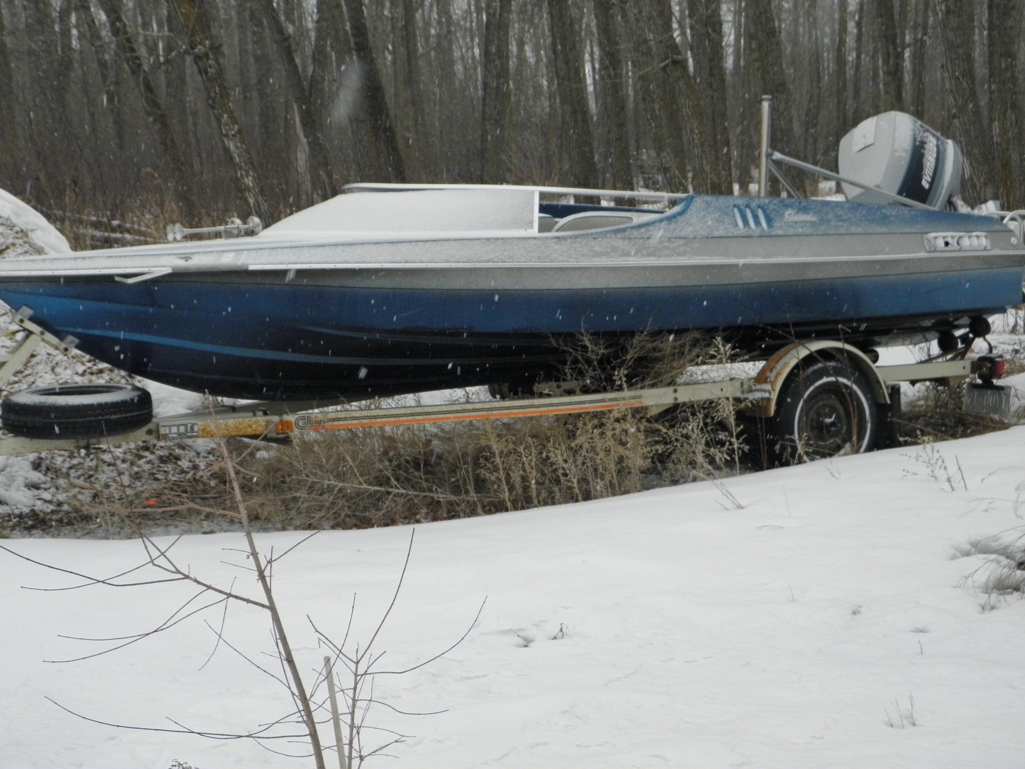 17' Ski Boat