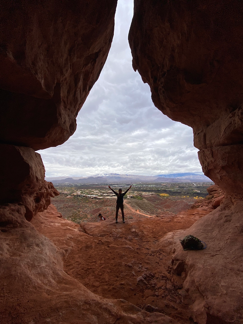 tana hutchinson hiking