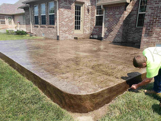 Roman Sate Cream Buff Walnut Release