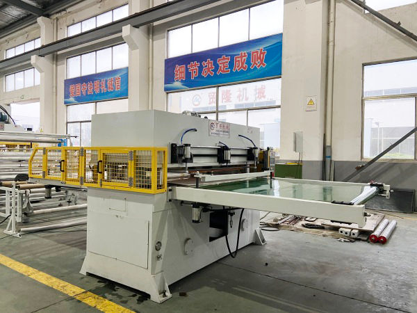Thumbnail: 500T Heat-sealing Beam Press for Automatic Auto sound-absorbing cotton