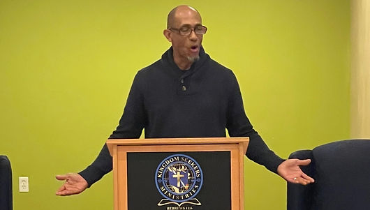 Pastor Preaching_edited_edited_edited.jpg