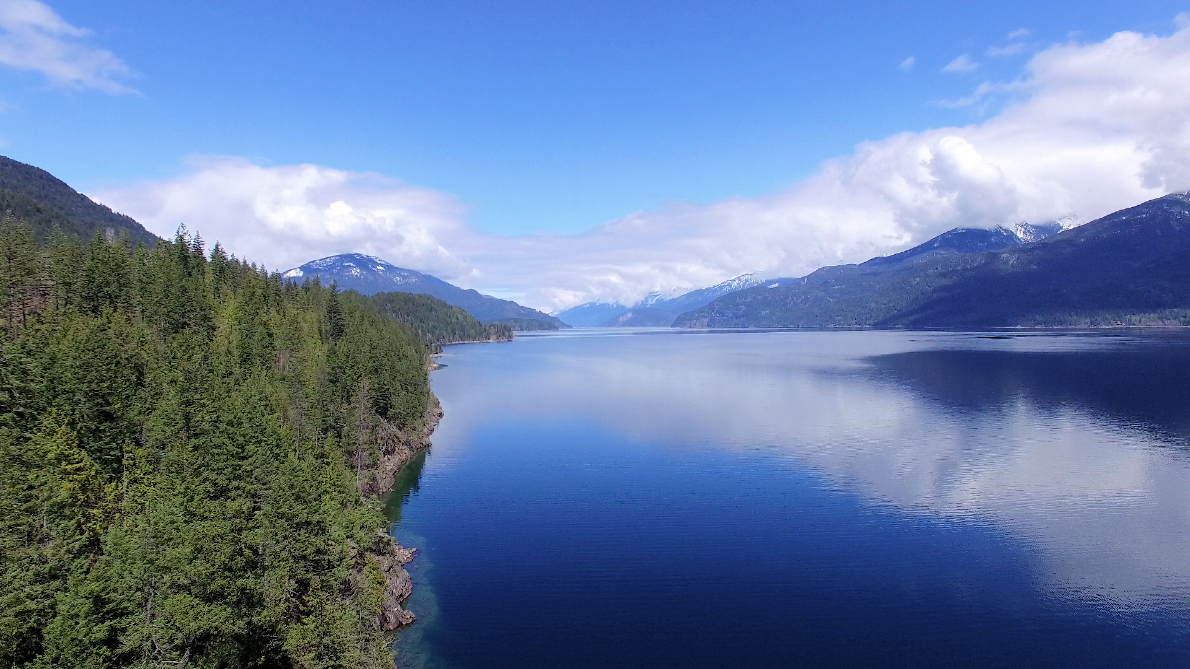 FOR SALE 4736 Twin Bays Road Waterfront Home 739,000