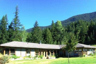 2250 Highway 6, South Slocan