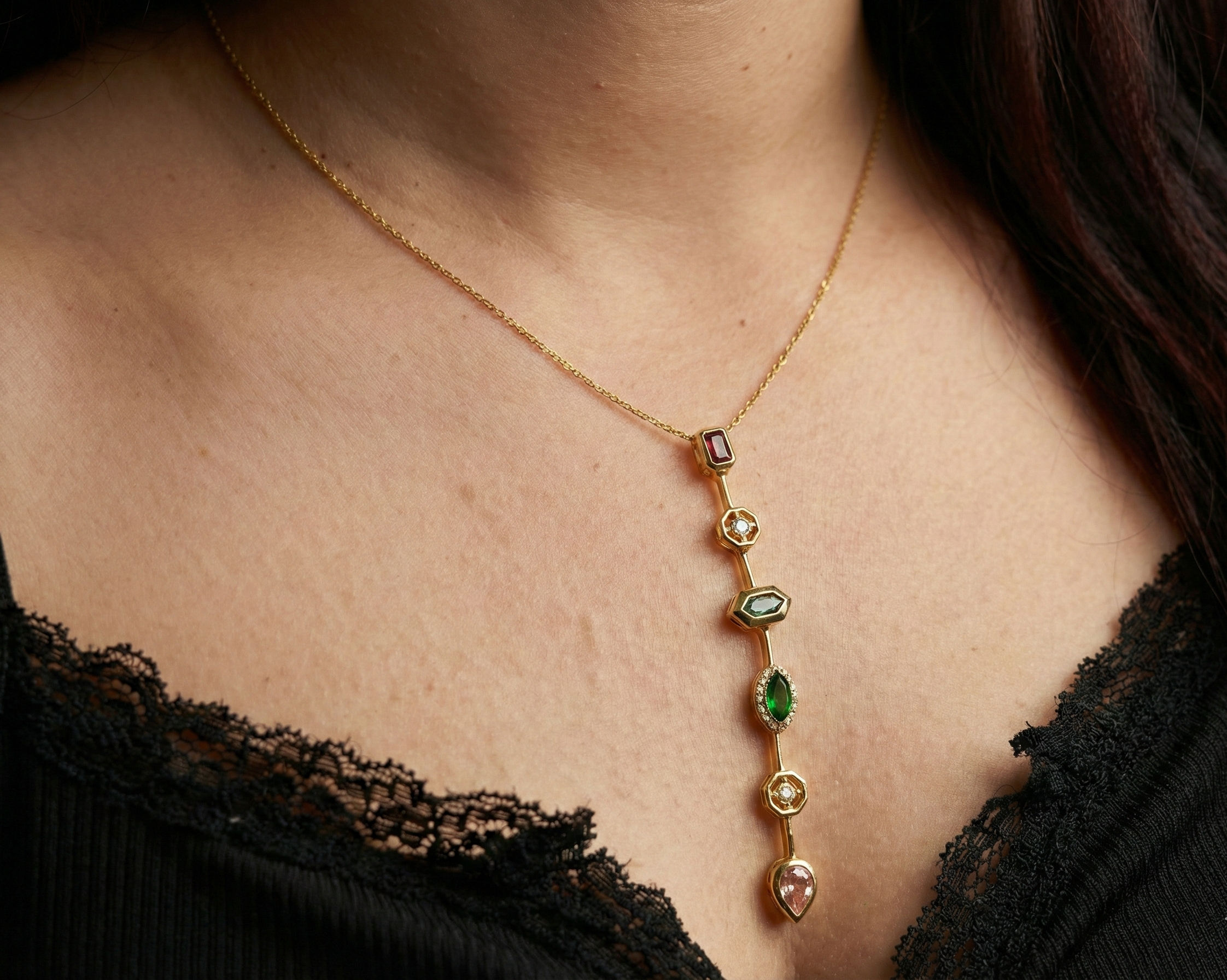 Color Trail Pendant Necklace