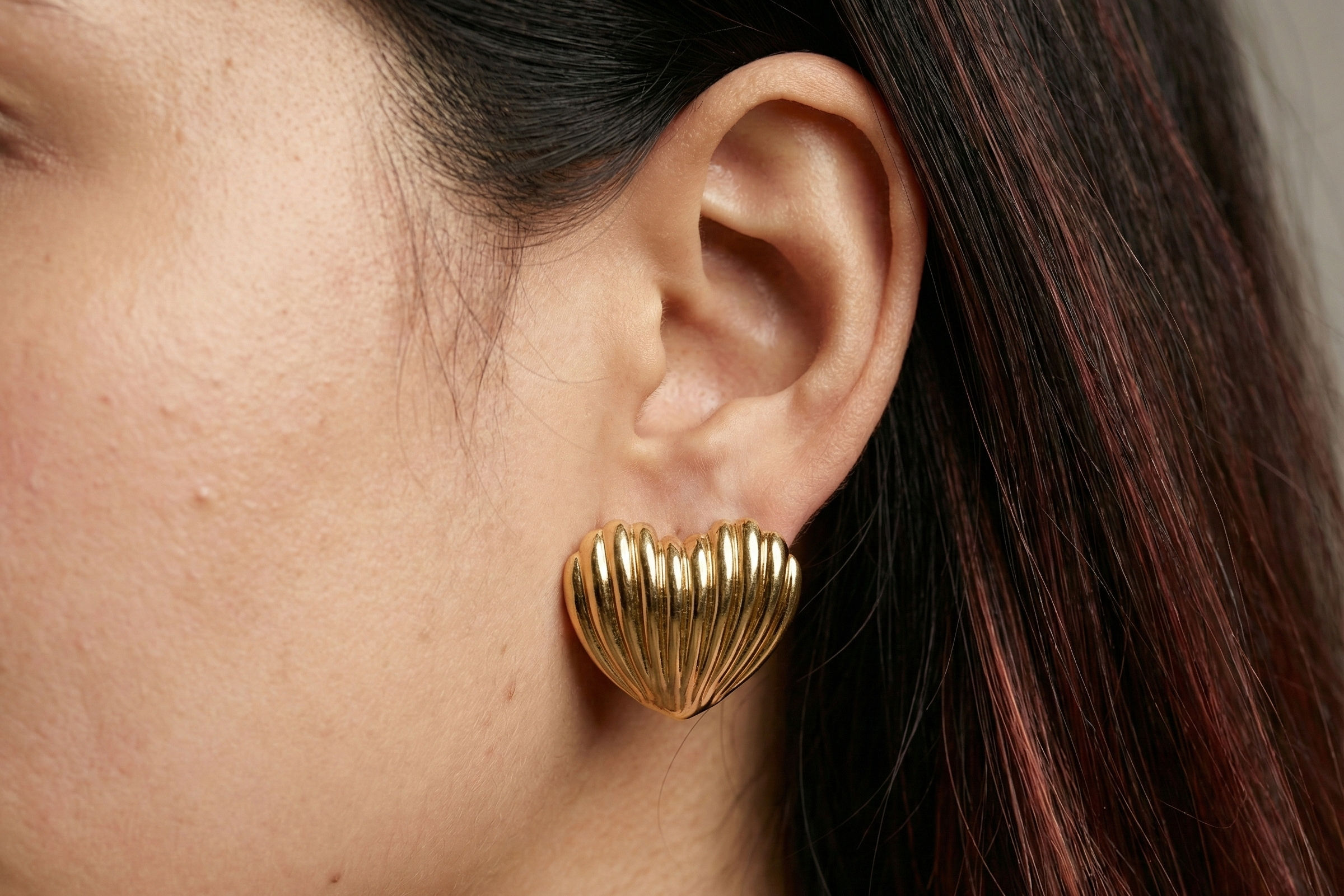 Golden Wave Studs