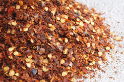 Chili geschrotet mit Saat
