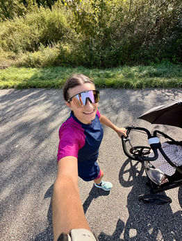 Reprise de la course à pied post-partum : comprendre, reconstruire et performer durablement 🫄🏼