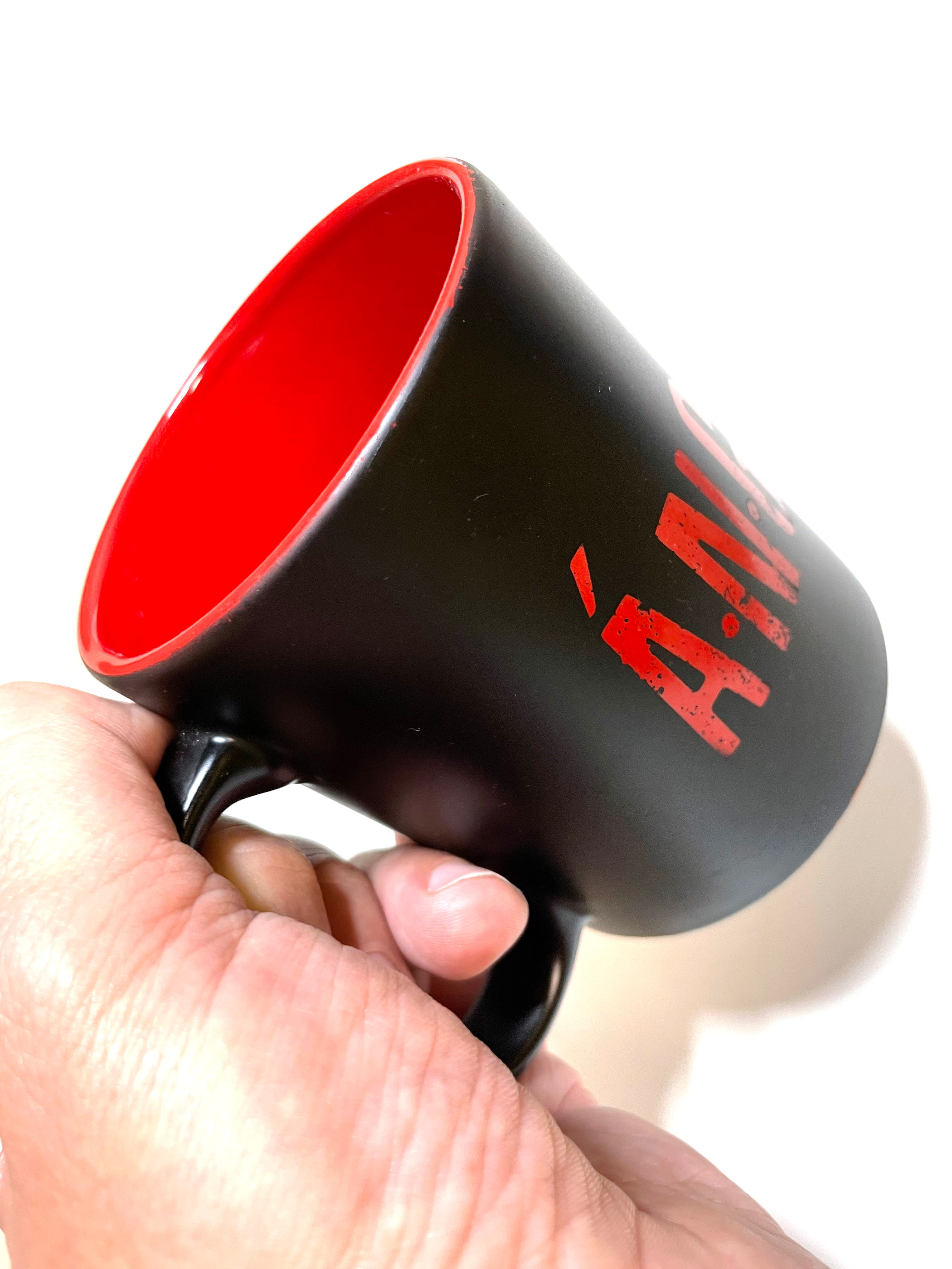 TAZA DE CERÁMICA GRABADA