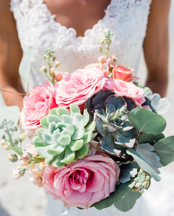 Wedding Photographer Wilmington NC | North Carolina Wedding Pohtographer | Destination Wedding Photographer | Elopement Photographer | Photograper North Carolina | East Coast Wedding Photographer | Wrightsville Beach Weddings | Wilmington NC Wedding Photographer