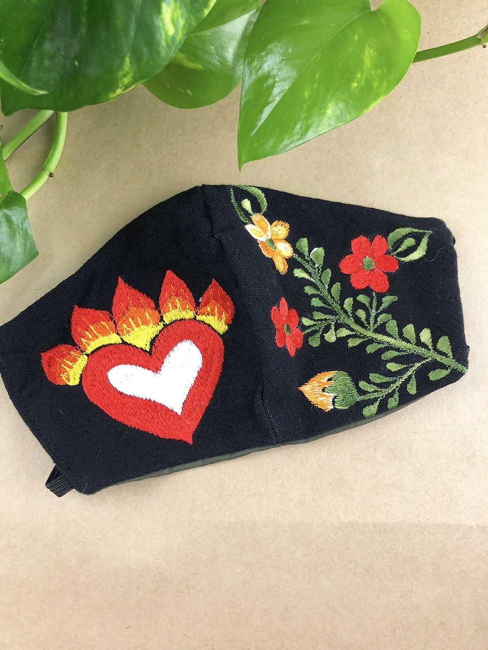 Miniaturbild: Heiliges Herz - Gesichtsmaske