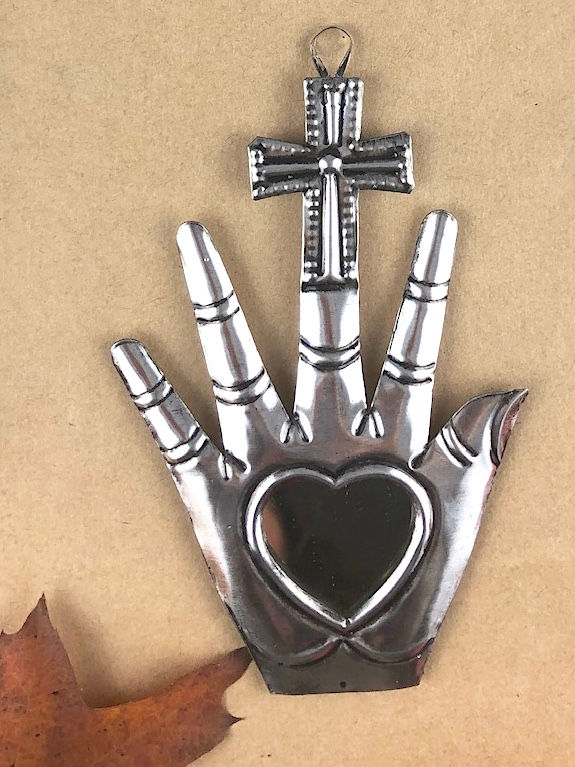 Thumbnail: Milagro Hands with mirror