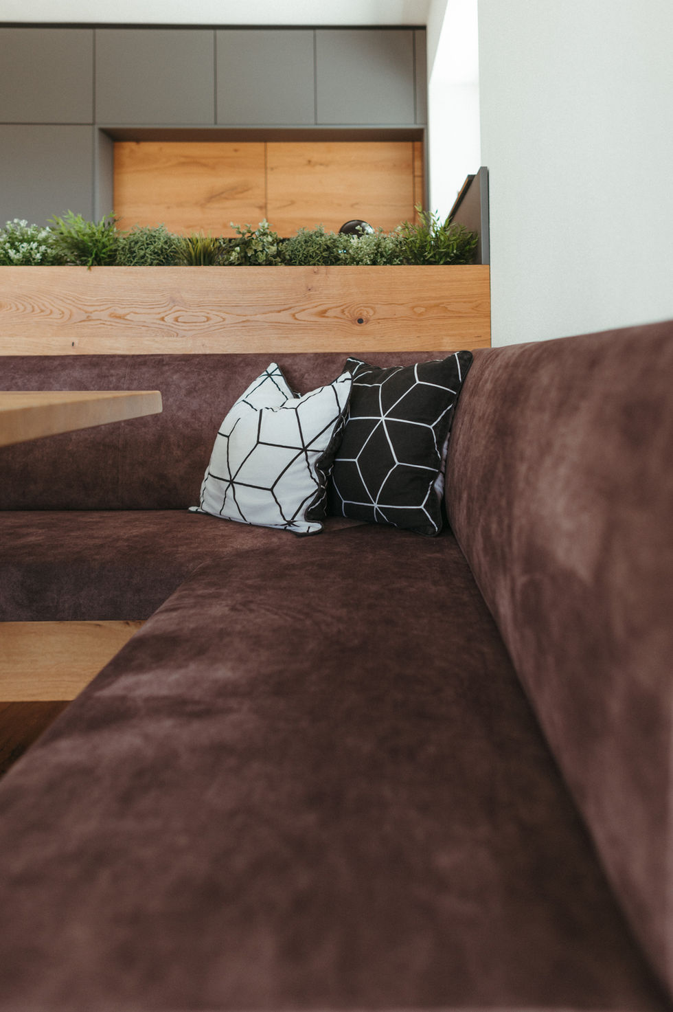 Raum8 Inneneinrichtung Wohnraumplanung Wohnraumplan Einrichtugnsplaner Planungsbüro Wohnen Türen Schlafen Küchen Küchenstudio Küchenplaner Küchenplanung Mühlviertel Peilstein 