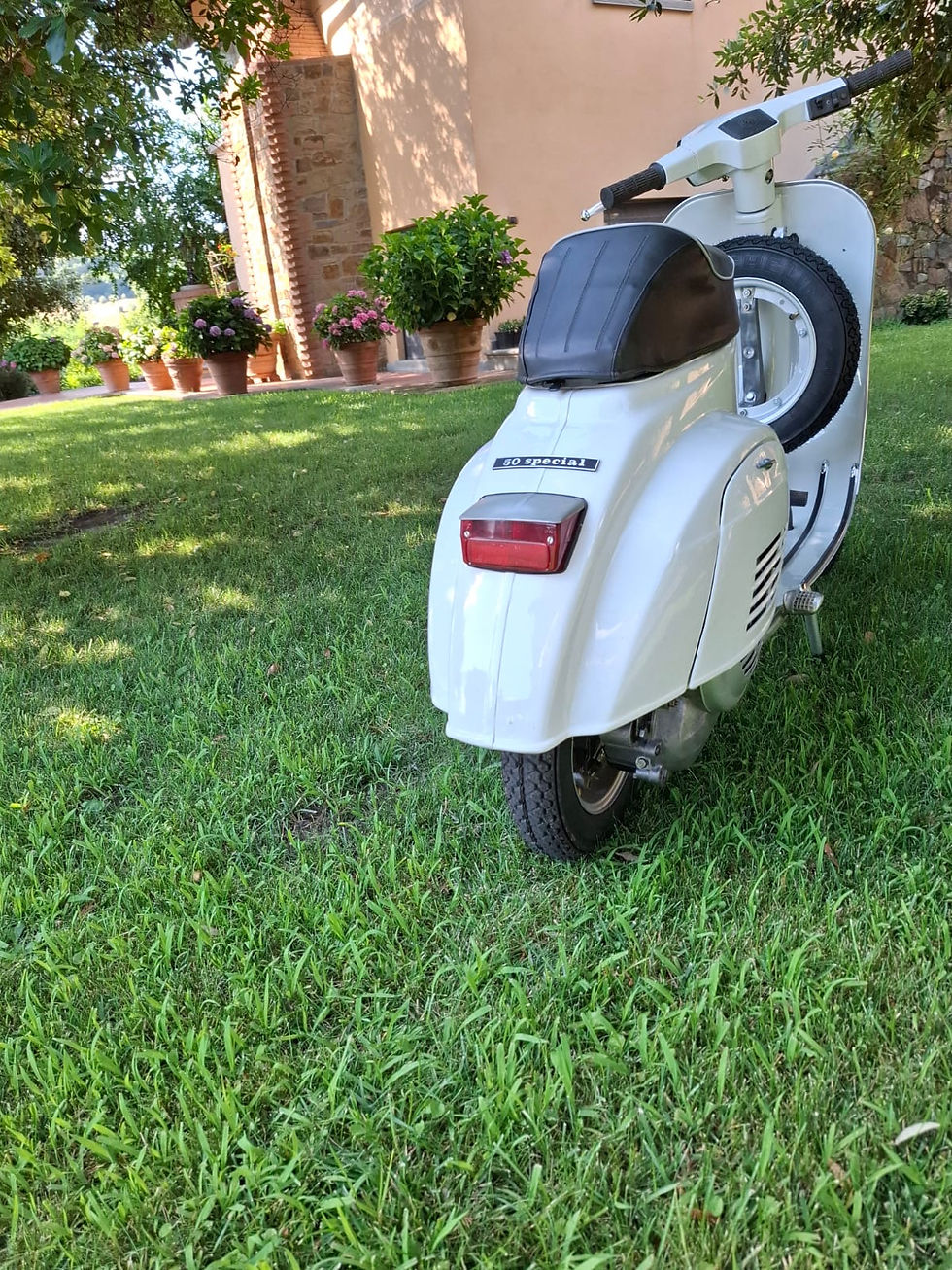 Miniatura: Piaggio Vespa 50 Special