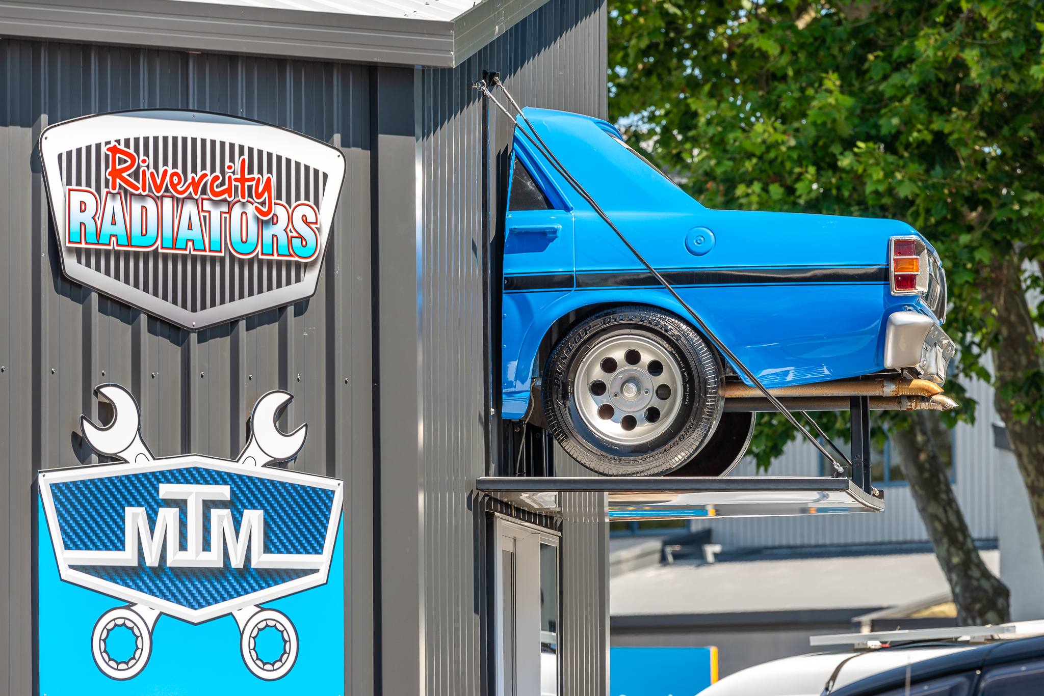 ABOUT US MIDTOWN MOTORS