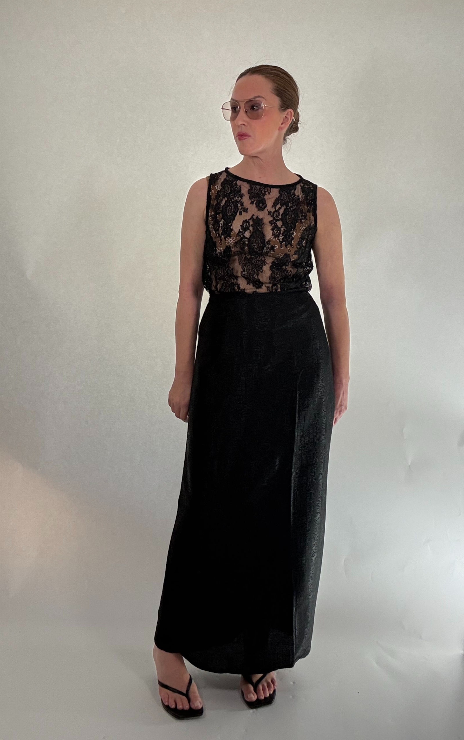 Vintage Lace Sleeveless Top - Black
