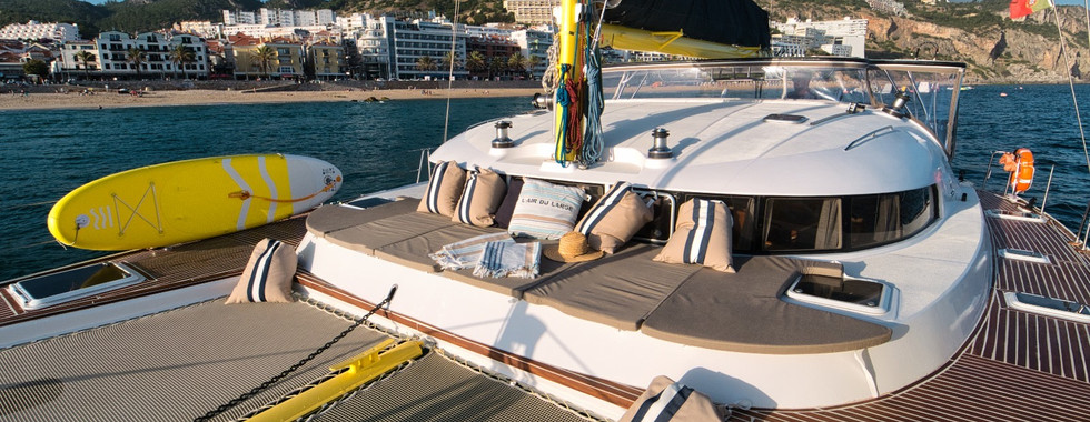 charter catamaran 2